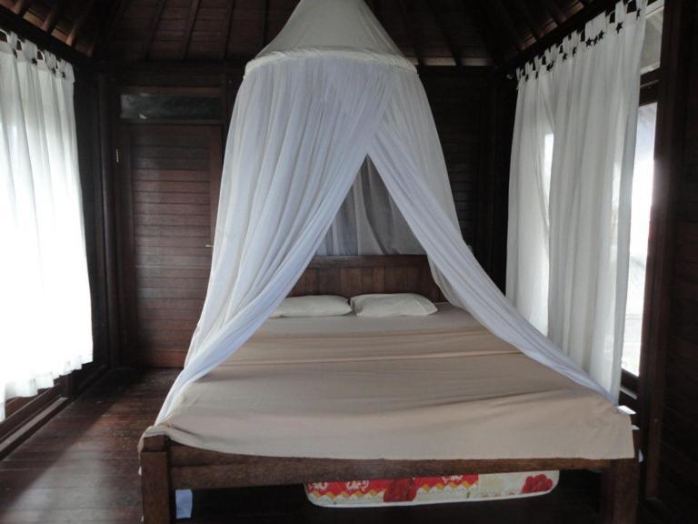 Rama Beach Inn Nusa Lembongan Room photo